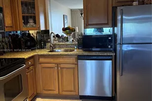 7690 NW 18th St, Margate, FL 33063 - Photo 7