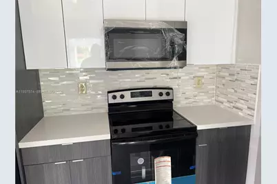 4321 NW 12th Ter, Oakland Park, FL 33309 - Photo 5