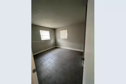 4321 NW 12th Ter, Oakland Park, FL 33309 - Photo 11