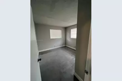 4321 NW 12th Ter, Oakland Park, FL 33309 - Photo 13