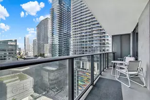 45 SW 9th St, Miami, FL 33130 - Photo 19