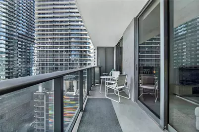 45 SW 9th St #1609, Miami, FL 33130 - Photo 19