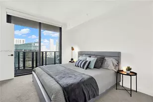 45 SW 9th St, Miami, FL 33130 - Photo 3