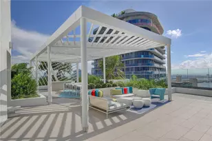 45 SW 9th St, Miami, FL 33130 - Photo 39