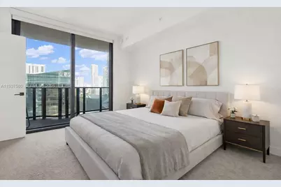 45 SW 9th St #1609, Miami, FL 33130 - Photo 7