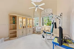 2442 Poinciana Ct, Weston, FL 33327 - Photo 23