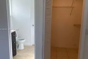 1701 NW 92nd Ave, Pembroke Pines, FL 33024 - Photo 11