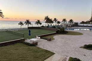 17555 Collins Ave, Sunny Isles Beach, FL 33160 - Photo 35