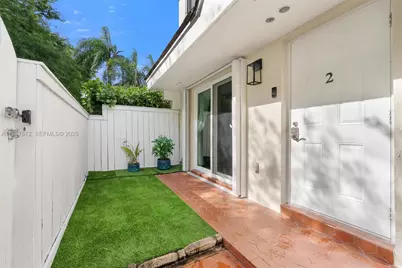 6830 SW 45th Ln #2, Miami, FL 33155 - Photo 3