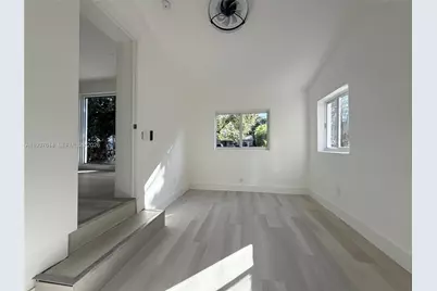 561 NW 41st St #0, Miami, FL 33127 - Photo 11