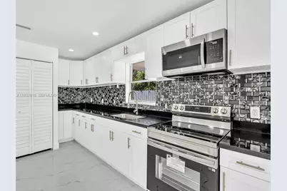 3354 NW 50th St #3354, Miami, FL 33142 - Photo 11