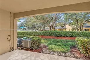 3878 Tree Top Dr, Weston, FL 33332 - Photo 23