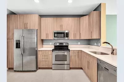 3878 Tree Top Dr #3878, Weston, FL 33332 - Photo 7