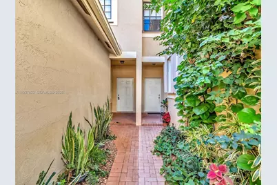 3878 Tree Top Dr #3878, Weston, FL 33332 - Photo 3