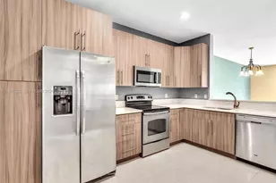 3878 Tree Top Dr, Weston, FL 33332 - Photo 11