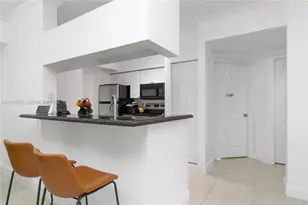 17125 N Bay Rd, Sunny Isles Beach, FL 33160 - Photo 9