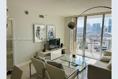 1750 N Bayshore Dr #1812, Miami, FL 33132 - Photo 9