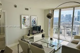 1750 N Bayshore Dr, Miami, FL 33132 - Photo 9