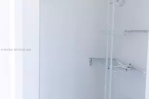 275 NE 18th St, Miami, FL 33132 - Photo 7