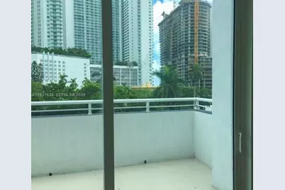 275 NE 18th St #410, Miami, FL 33132 - Photo 3