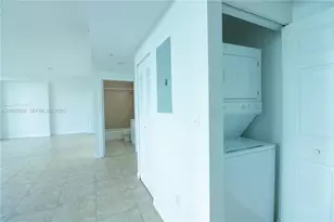 275 NE 18th St, Miami, FL 33132 - Photo 3