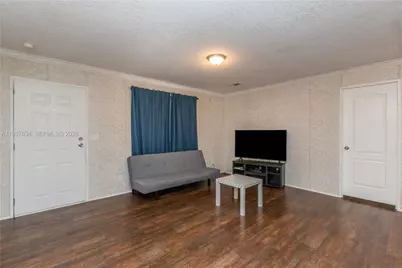 21661 NW 8th Ct, Pembroke Pines, FL 33029 - Photo 13