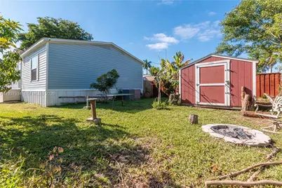 21661 NW 8th Ct, Pembroke Pines, FL 33029 - Photo 19