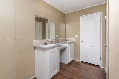 21661 NW 8th Ct, Pembroke Pines, FL 33029 - Photo 9