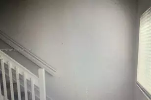 7995 NW 8th St, Miami, FL 33126 - Photo 5