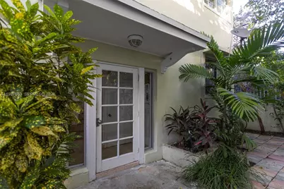 1561 Lenox Ave #10, Miami Beach, FL 33139 - Photo 13