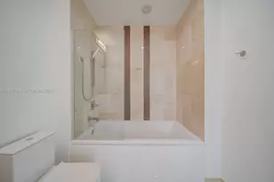 601 NE 27th St, Miami, FL 33137 - Photo 11