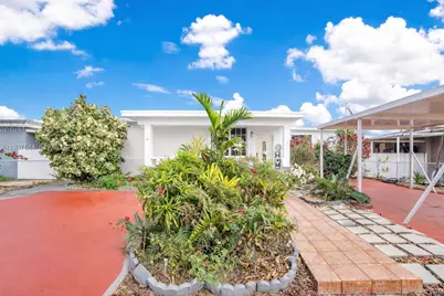 5015 E Palm Ct, Hialeah, FL 33013 - Photo 3