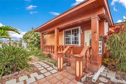 5015 E Palm Ct, Hialeah, FL 33013 - Photo 5