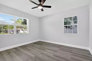 870 NE 144th St, North Miami, FL 33161 - Photo 15