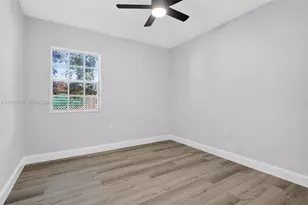 870 NE 144th St, North Miami, FL 33161 - Photo 13
