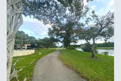 2322 S Cypress Bend Dr #711, Pompano Beach, FL 33069 - Photo 37