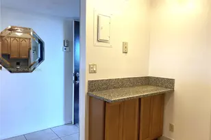 2322 S Cypress Bend Dr, Pompano Beach, FL 33069 - Photo 7