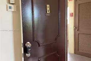 2322 S Cypress Bend Dr, Pompano Beach, FL 33069 - Photo 29