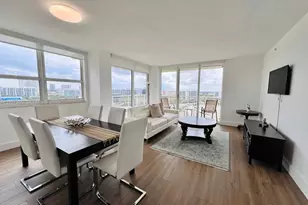 19501 W Country Club Dr, Aventura, FL 33180 - Photo 5