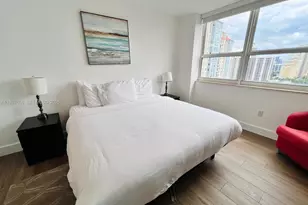 19501 W Country Club Dr, Aventura, FL 33180 - Photo 7