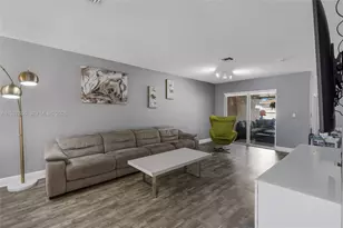 4055 Eastridge Dr, Deerfield Beach, FL 33064 - Photo 11