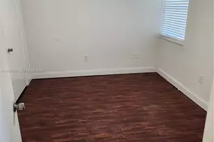 17500 NW 67th Ct, Hialeah, FL 33015 - Photo 3