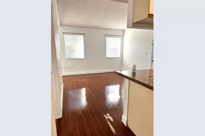 17500 NW 67th Ct #P-19, Hialeah, FL 33015 - Photo 9