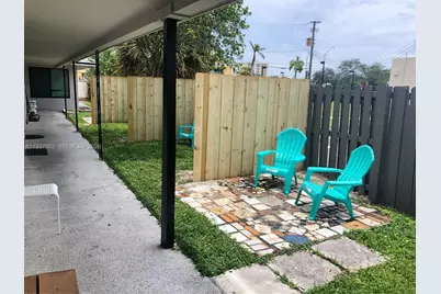 1016 NE 17th Ave #1, Fort Lauderdale, FL 33304 - Photo 13