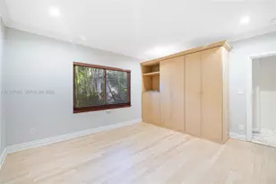 1375 N Biscayne Point Rd, Miami Beach, FL 33141 - Photo 17