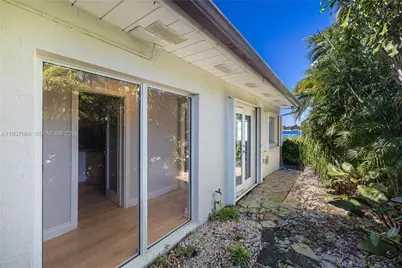 1375 N Biscayne Point Rd, Miami Beach, FL 33141 - Photo 37