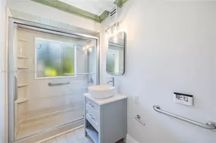 1375 N Biscayne Point Rd, Miami Beach, FL 33141 - Photo 19