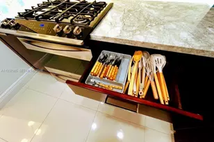 2030 S Ocean Dr, Hallandale Beach, FL 33009 - Photo 31