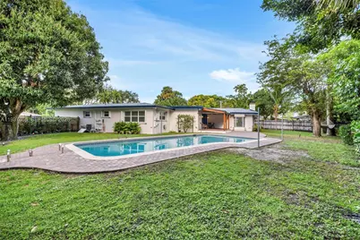 812 Holly Ln, Plantation, FL 33317 - Photo 39