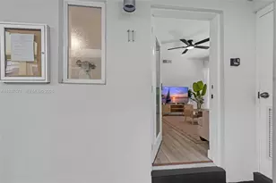 740 Meridian Ave, Miami Beach, FL 33139 - Photo 35